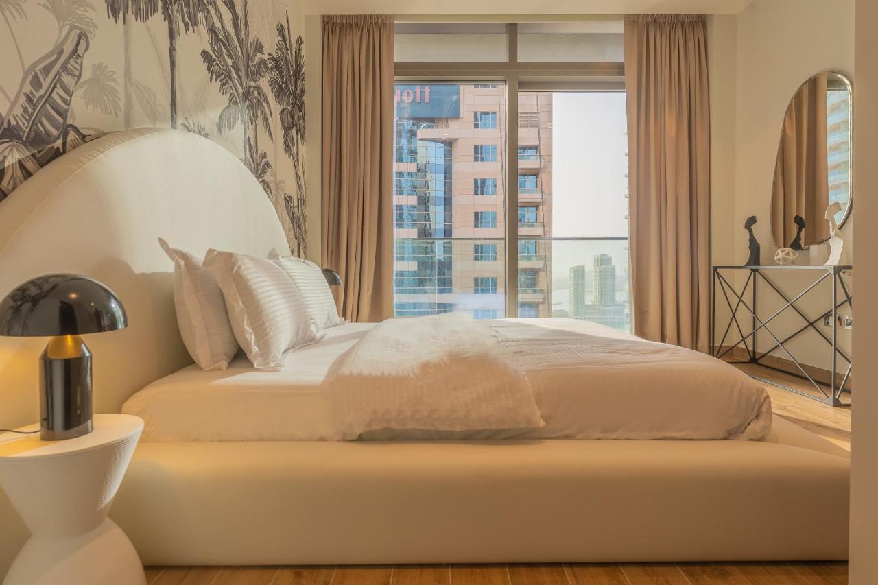 Desert Living Luxury Condo - Jumeirah Living Marina Gate Dubai Exteriör bild